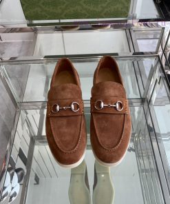 Gucci Classic Men's Horseneck Buckle loafersFeaturing a classic design and intricately embel3m522jwc