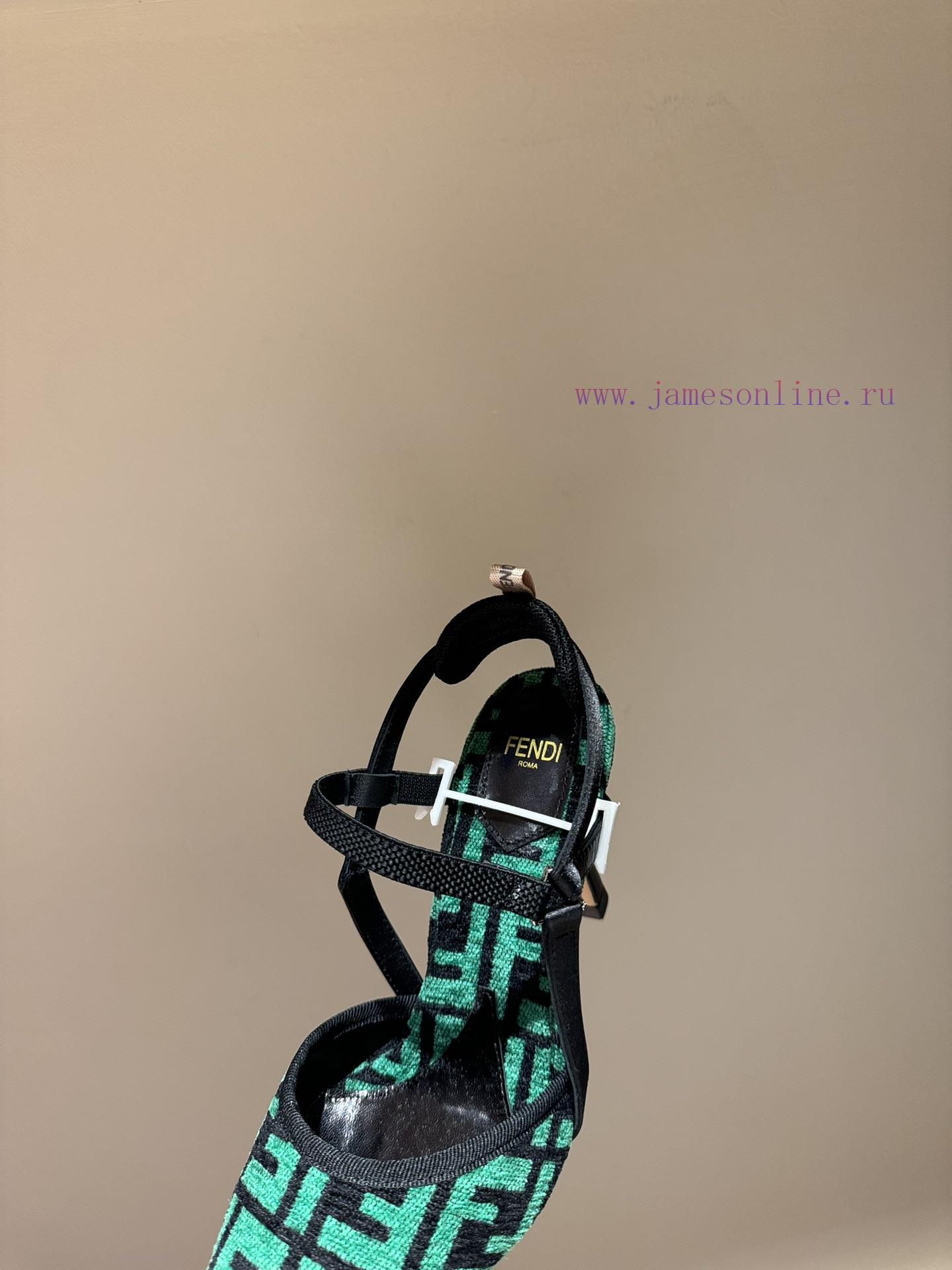 The mostFendi's. 24ss fashion show flagship collection, new products launched, Fendi furnitu5pduxxhv - Image 6
