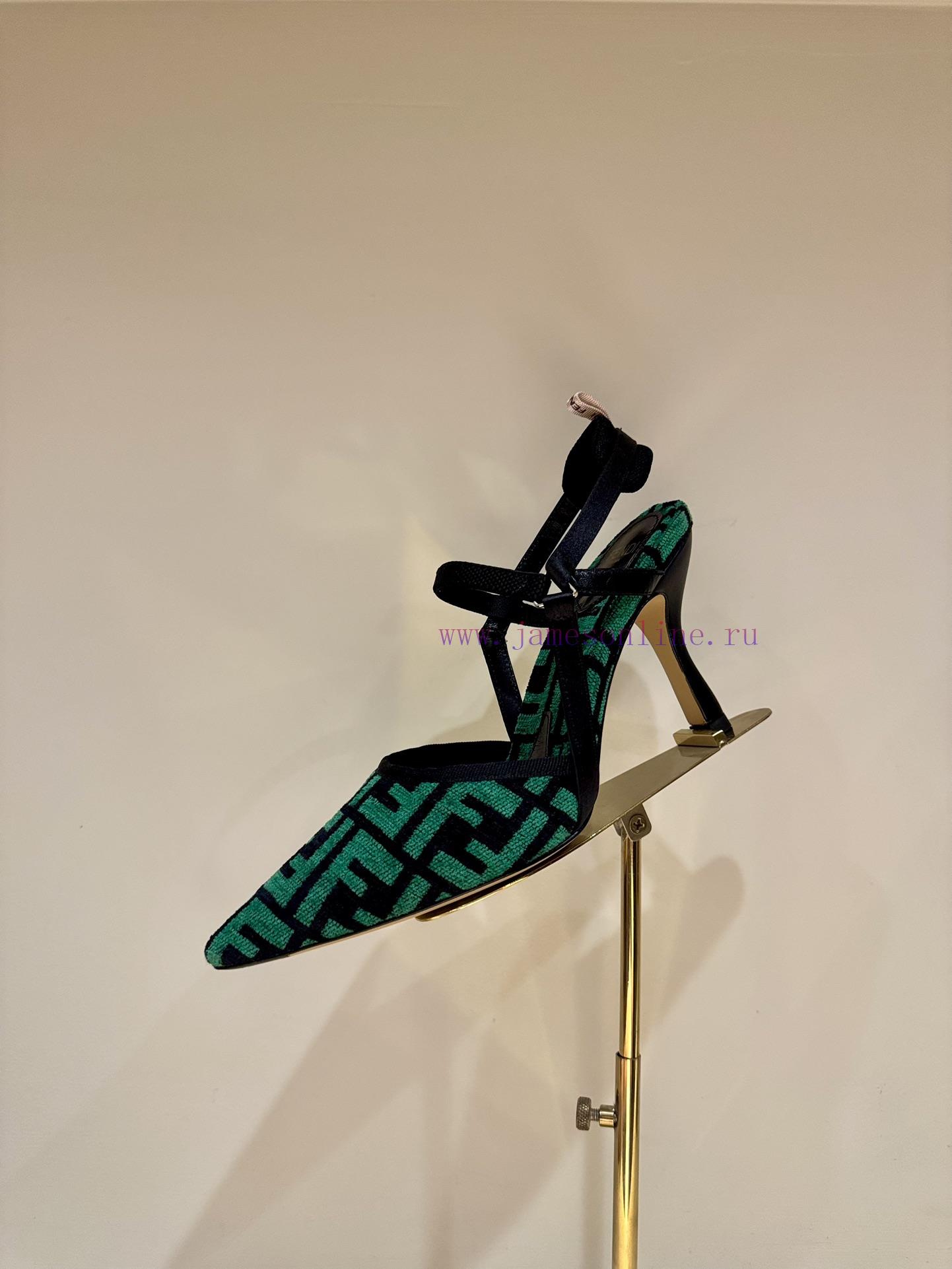 The mostFendi's. 24ss fashion show flagship collection, new products launched, Fendi furnitu5pduxxhv - Image 13