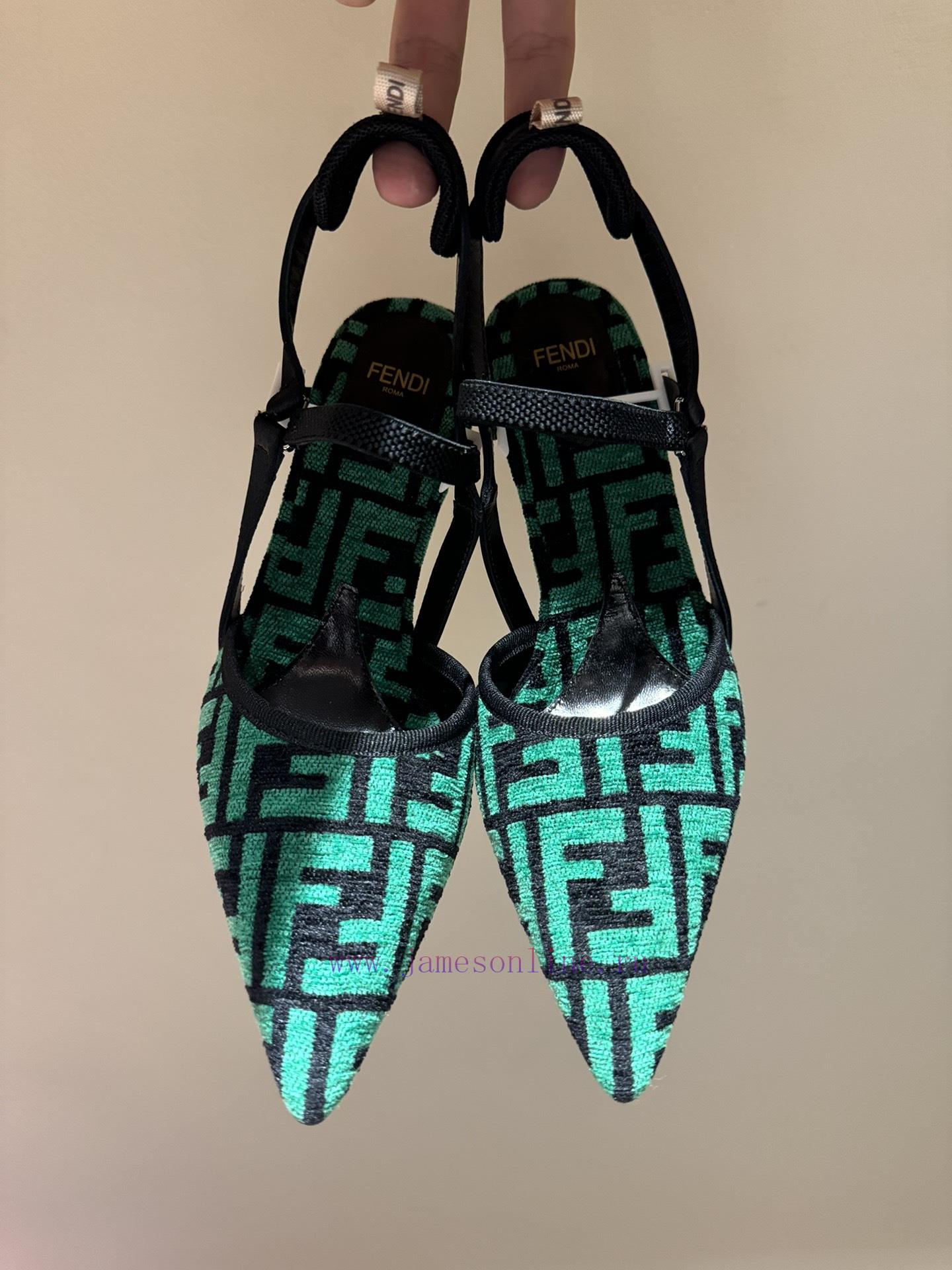 The mostFendi's. 24ss fashion show flagship collection, new products launched, Fendi furnitu5pduxxhv - Image 18