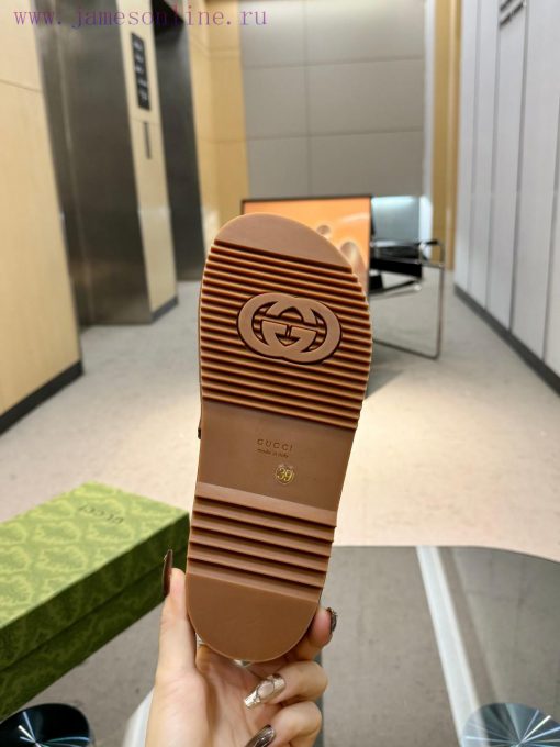 Full year shipment, Gucci's latest limited edition thick soled slippers of top quality are agipcxgal - Image 18