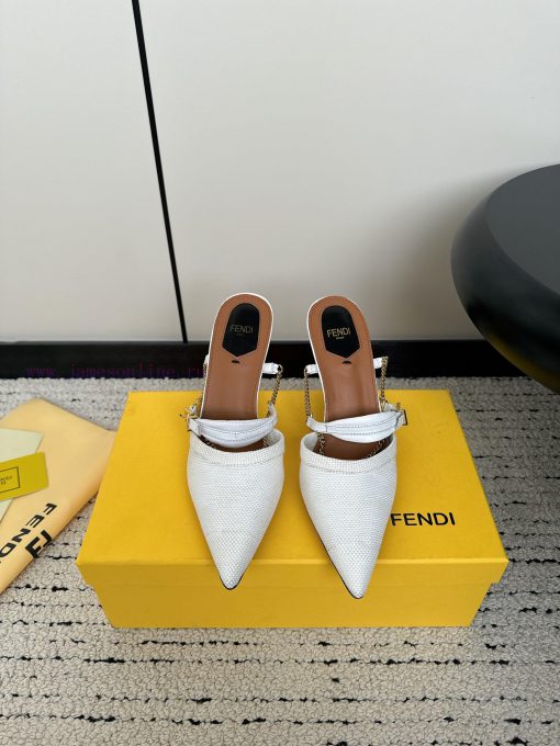 Fendi 24ss Fendi Series Double FF Square Head High Heel SandalsA must-have FF trailer every dk32mqc8