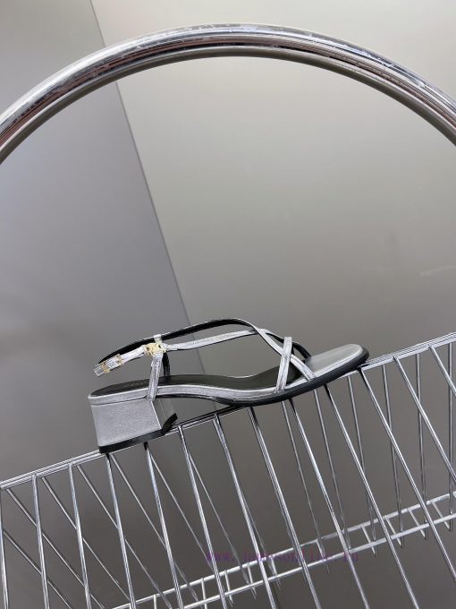 Celine's Spring/Summer Retro Triumphal Arch Fashionable Coarse Heels Sandals, Paired with Soz2zrumph - Image 15