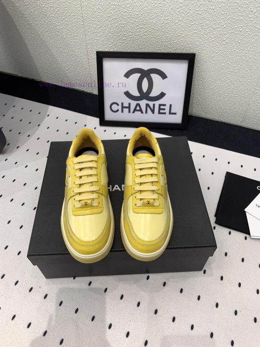 Chanel's new panda sports shoes feature top-notch and ultra complex craftsmanship. The origi6aq14pdz - Image 2