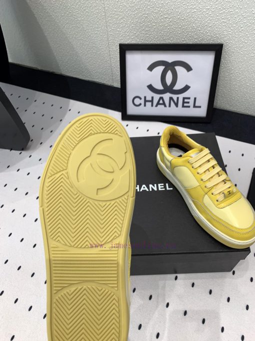 Chanel's new panda sports shoes feature top-notch and ultra complex craftsmanship. The origi6aq14pdz - Image 10