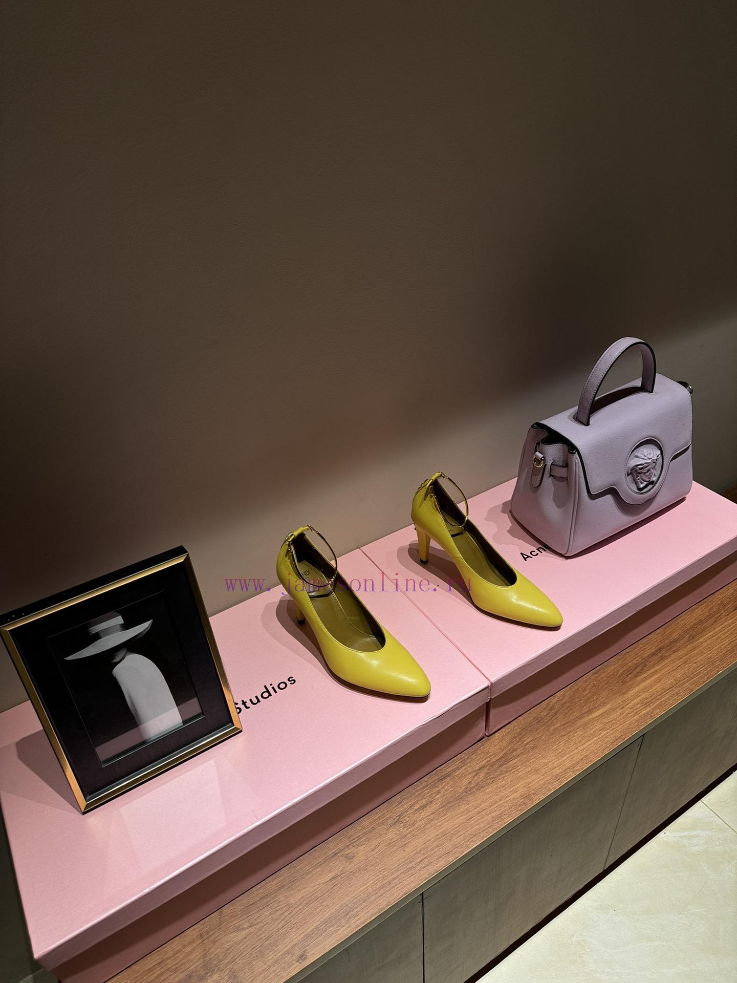The mostFendi 24ss Fendi Series Double FF Square Head High Heel SandalsFeaturing a tapered tkh80supm - Image 2