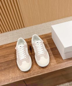 The Balmain couple's casual sports shoes are made with innovative stitching technology, creap5c7ln1j