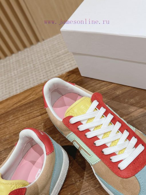 The Balmain couple's casual sports shoes are made with innovative stitching technology, creayv5p7y9n - Image 8