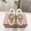. MiuM * u/Miu * Miu 2024 Autumn/Winter Fashion Style Coin Driving Shoes with Mao Le Fu Shoealer1map
