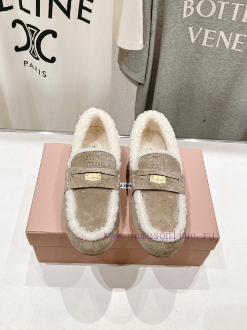 . MiuM * u/Miu * Miu 2024 Autumn/Winter Fashion Style Coin Driving Shoes with Mao Le Fu Shoealer1map