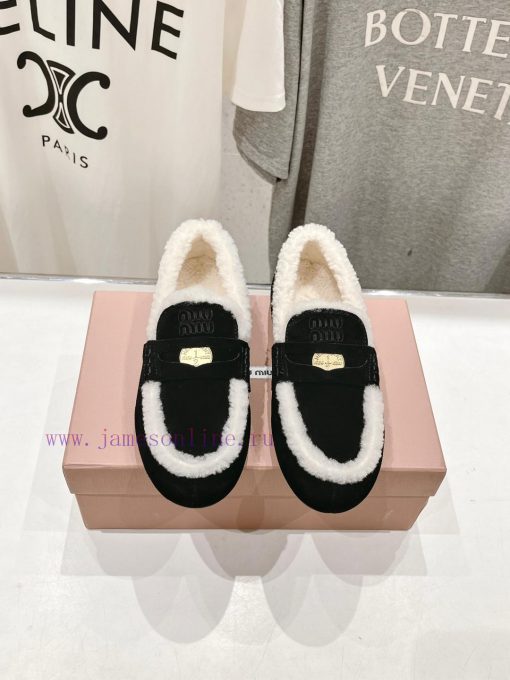 . MiuM * u/Miu * Miu 2024 Autumn/Winter Fashion Style Coin Driving Shoes with Mao Le Fu Shoeycg5b8ns