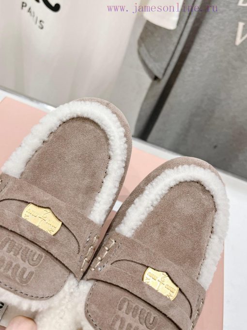 . MiuM * u/Miu * Miu 2024 Autumn/Winter Fashion Style Coin Driving Shoes with Mao Le Fu Shoenkdjet5b - Image 8