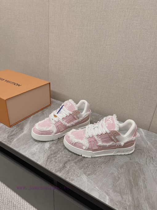 Female styleLouis Vuitton LV Trainer sneakersAfter a month of demolition and development, thjua0gmu3 - Image 3