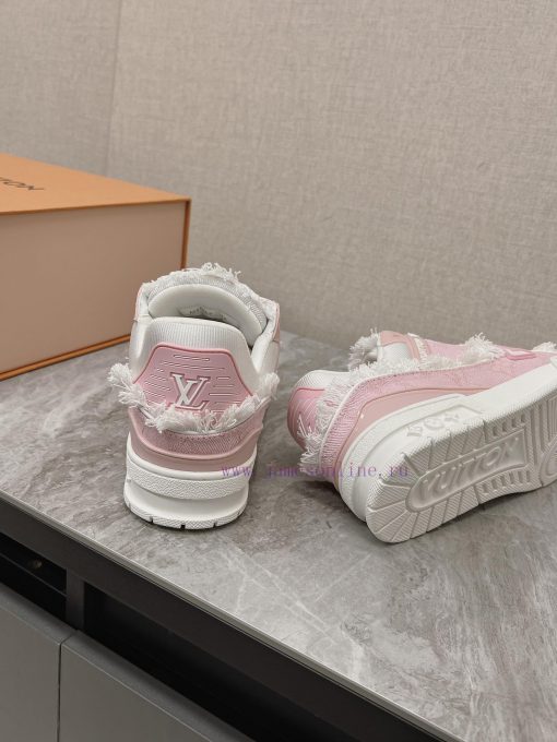 Female styleLouis Vuitton LV Trainer sneakersAfter a month of demolition and development, thjua0gmu3 - Image 10