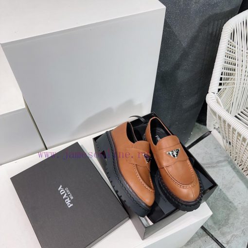 Top quality PRADA 24ss autumn and winter sponge cake thick sole retro rubbing classic triangweumvnfx - Image 5