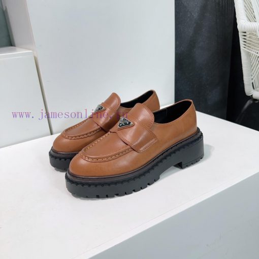Top quality PRADA 24ss autumn and winter sponge cake thick sole retro rubbing classic triangweumvnfx - Image 7