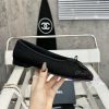 New Chanel color ballet shoes with a new lookThe classic in the original 11 replica classic qrnva2mc