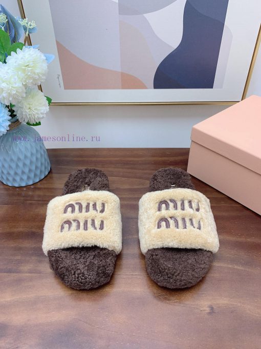 Miumiu Top2024 Autumn/Winter Trendy Mao Tuo 11 Mold Breaks the Market with All European and 4vgy2awl - Image 2