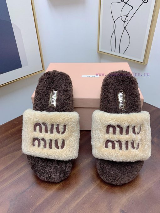 Miumiu Top2024 Autumn/Winter Trendy Mao Tuo 11 Mold Breaks the Market with All European and 4vgy2awl - Image 5