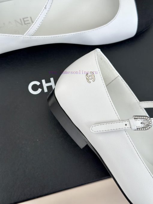 Chanel | Chanel 24P Autumn/Winter New Product ShowMary Jane shoes with thick heels in a sing7xc7wn9g - Image 7