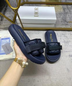 DIOR's latest popular slippers, with deep blue water dyed sheepskin embroidered rattan grid 2gssclyl