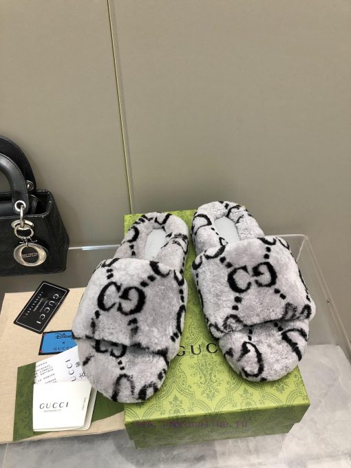 Gucci's new printed wool slippersImported A-class wool from Europe, consistent with the origfu11kh35