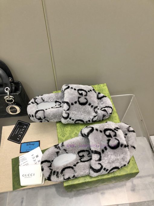 Gucci's new printed wool slippersImported A-class wool from Europe, consistent with the origfu11kh35 - Image 3