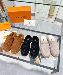 Louis Vuitton's new synchronized plush trailer is now on sale, featuring an Italian imported3zq3uj0e