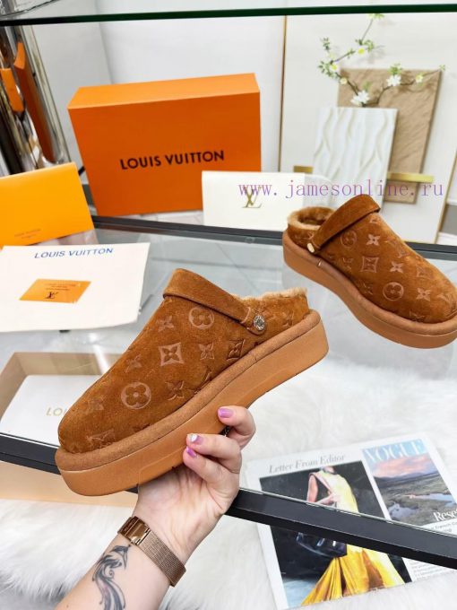 Louis Vuitton's new synchronized plush trailer is now on sale, featuring an Italian importedhlwgdr8u - Image 8
