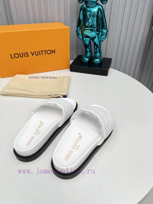 Louis Vuitton's new spring and summer slippers are on the market, with 11 high-end customizafumbpqnk - Image 5