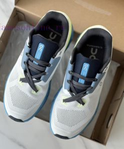 Company level, couple style, sports shoe sizeOn Coudstratus shock-absorbing, breathable, stabcynmvyt