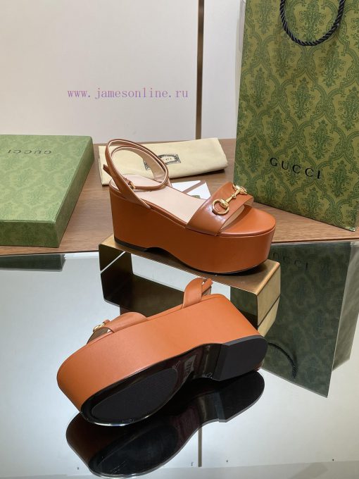 Gucci/Gucci2024 Summer New Product Waterproof Platform Saddle Buckle, Horse Hook Buckle Sand48ltzaxq - Image 10