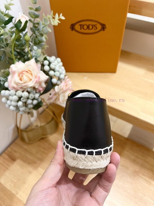 Brand TOD'SStyle for ladiesMaterial: Leather upper;Rubber sole; Inner leather structureAboutut3acygp - Image 9