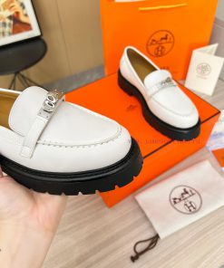 The top products of the 2024 autumn season, Hermes' new handmade shoes, are handmade and musde7ecdir