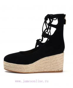 Dior's new short cut hollow boots for autumn and winter 2014, made of cow suede and satin fa7lduba5r