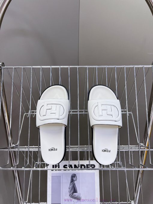 Top of the line original FENDI flat slippers, with brown original cowhide on the upper and Fpl0fws46 - Image 7