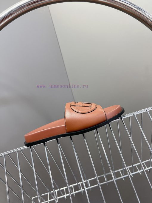 Top of the line original FENDI flat slippers, with brown original cowhide on the upper and Fkdcs00u8 - Image 6