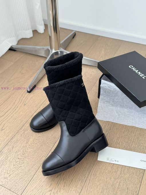 Chanel snow boots are recommended for warm autumn and winter, with high-quality products. Los90f07en - Image 5