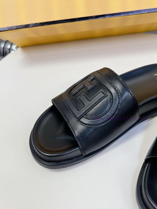Top of the line original FENDI flat slippers, with brown original cowhide on the upper and Fieqabdt5 - Image 9