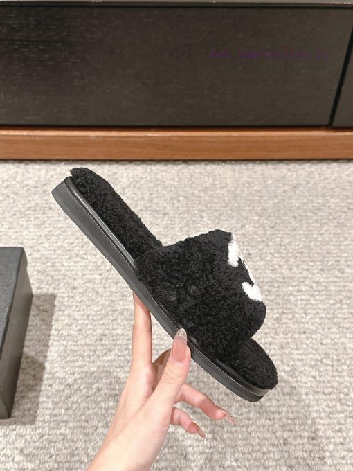 Top qualityChanel ss24 new arrival～Chanel 2024 Autumn/Winter New Letter Wool SlippersThe supcozoezkk - Image 6