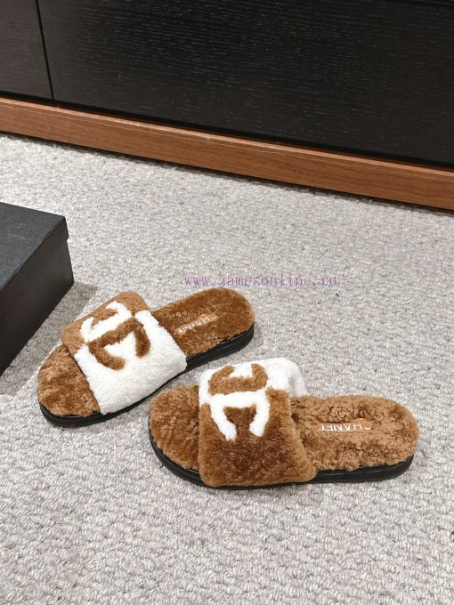 Top qualityChanel ss24 new arrival～Chanel 2024 Autumn/Winter New Letter Wool SlippersThe supk9p74q15 - Image 4