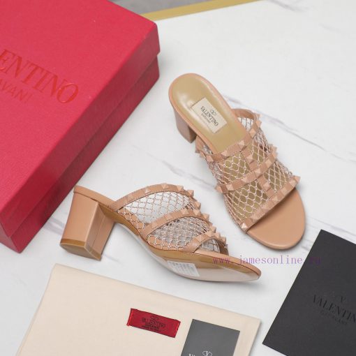 The mostValentino Paris Fashion Week 2024 Spring/Summer Show CollectionThe 2024 new Valentin92zkabs0 - Image 2