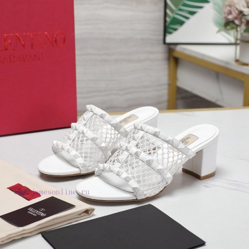 The mostValentino Paris Fashion Week 2024 Spring/Summer Show CollectionThe 2024 new Valentinp8dw8zgg - Image 6