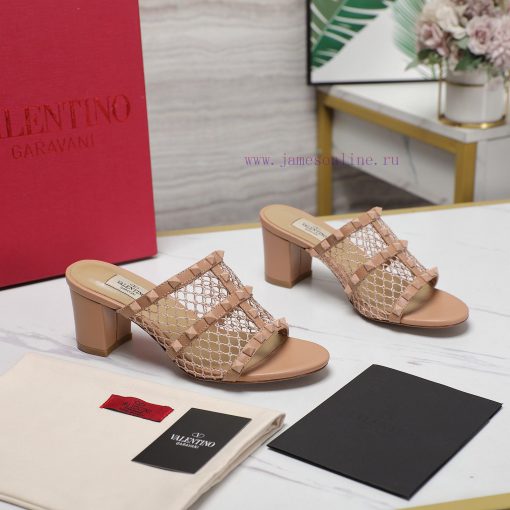 The mostValentino Paris Fashion Week 2024 Spring/Summer Show CollectionThe 2024 new Valentin92zkabs0 - Image 6