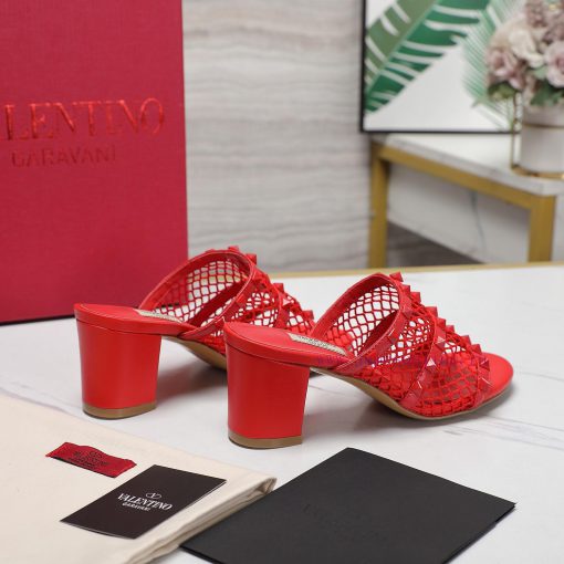 The mostValentino Paris Fashion Week 2024 Spring/Summer Show CollectionThe 2024 new Valentin2bu8qk8d - Image 7