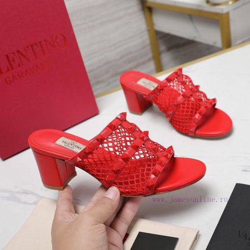 The mostValentino Paris Fashion Week 2024 Spring/Summer Show CollectionThe 2024 new Valentin2bu8qk8d - Image 8