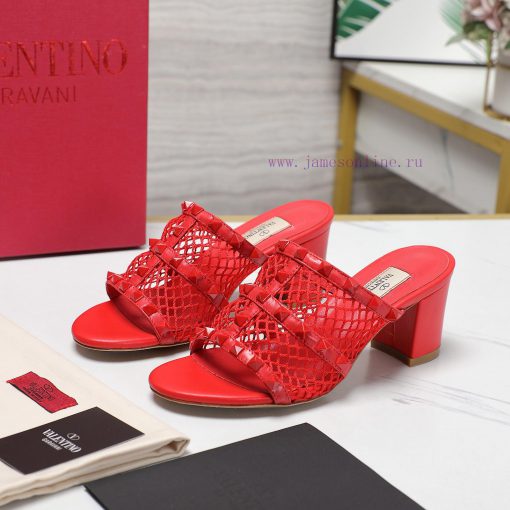 The mostValentino Paris Fashion Week 2024 Spring/Summer Show CollectionThe 2024 new Valentin2bu8qk8d - Image 10