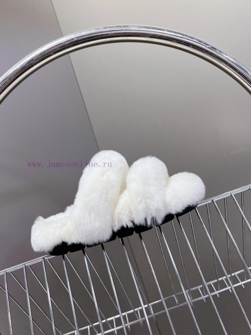 Alexander Wang's thick soled rabbit fur slippers are so beautiful~It's hard not to love themzqd15ek3 - Image 6