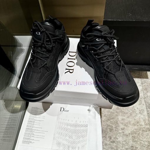 The first release of the Dior 2024 series, this C'est Dior sports shoe showcases a striking qsp5hhg4 - Image 2