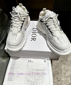 The first release of the Dior 2024 series, this C'est Dior sports shoe showcases a striking 5njid80w